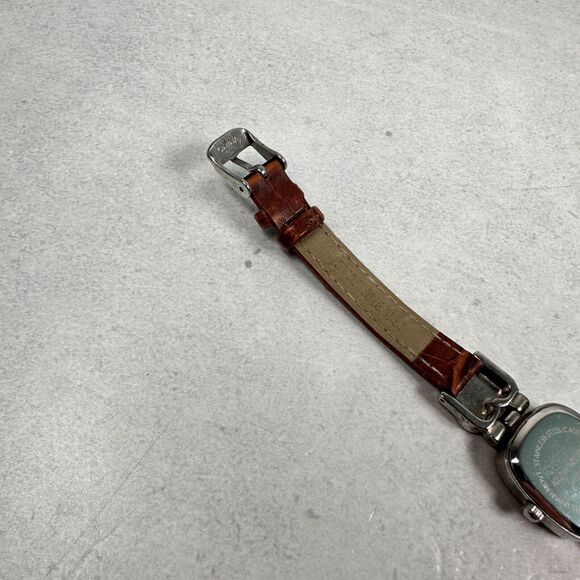 Womens Watch 20mm Oval Hearts Silver Tone Brown Band Western Cowgirl New Battery - Picture 7 of 10